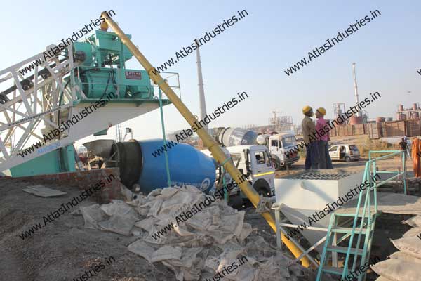 30 m3/hr. mobile concrete batching mixing plant near Bharuch, Gujarat