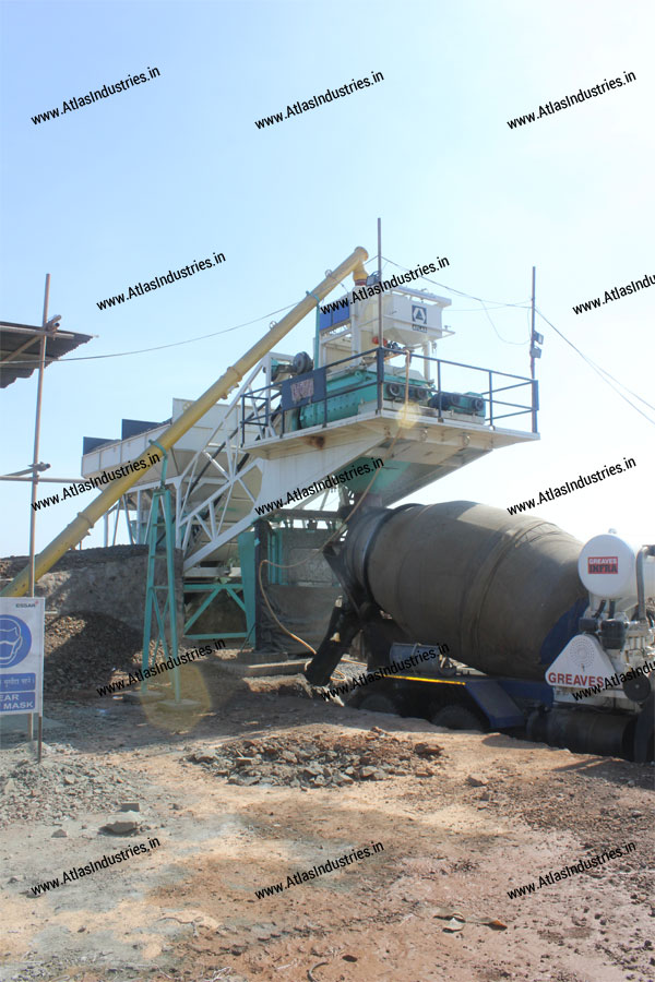 Mobile concrete mixer: 45 m3/hr.