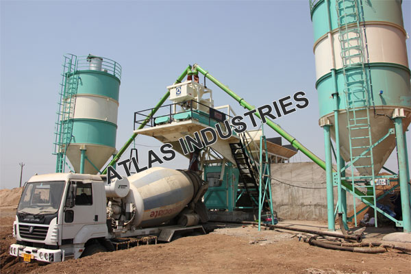 Mobile concrete plant with 60 tons cement silo near Mandavi, Gujarat