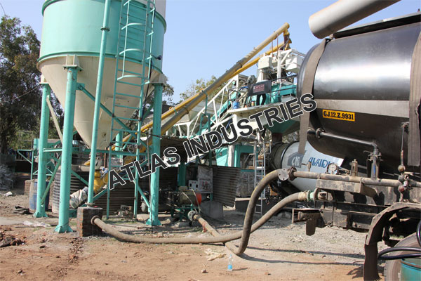 Concrete batching plant 30 m3 with 60 tons cement silo