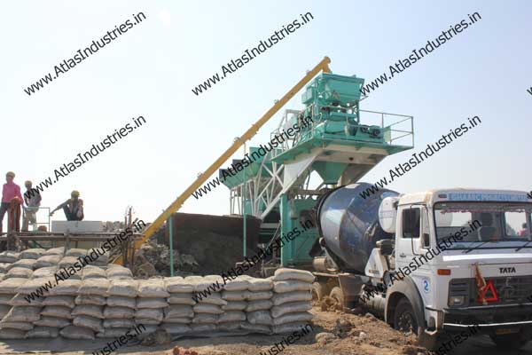 30 m3/hr. mobile concrete batching mixing plant near Bharuch, Gujarat