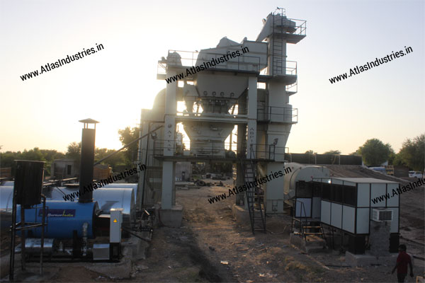 Tower asphalt plant near Degana, India