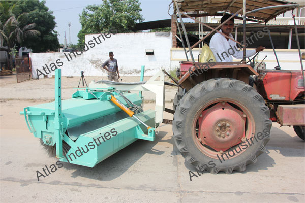 Hydraulic road sweeper for Nepal