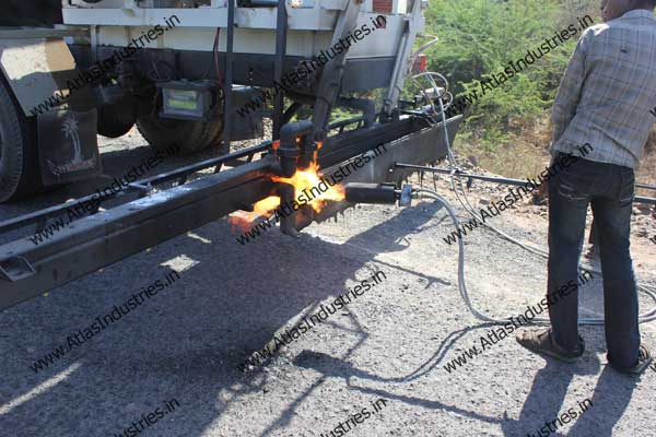 Bitumen sprayer in Baroda, India