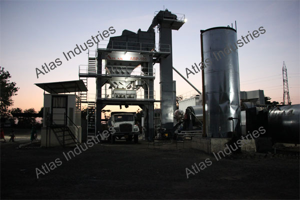 160 tph Asphalt batching mixing plant in Aurangabad, India