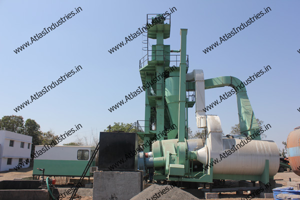 Asphalt batch plant near Ankleshwar, India