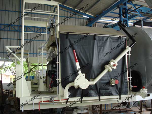 Bitumen Sprayer for Libya