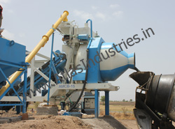 Portable concrete plant for small sites